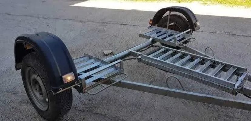 Лафет причеп платформа прицеп подкат навантаження жорстка буксировка