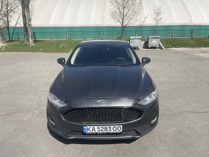 Авто ford fusion 2020 під таксі