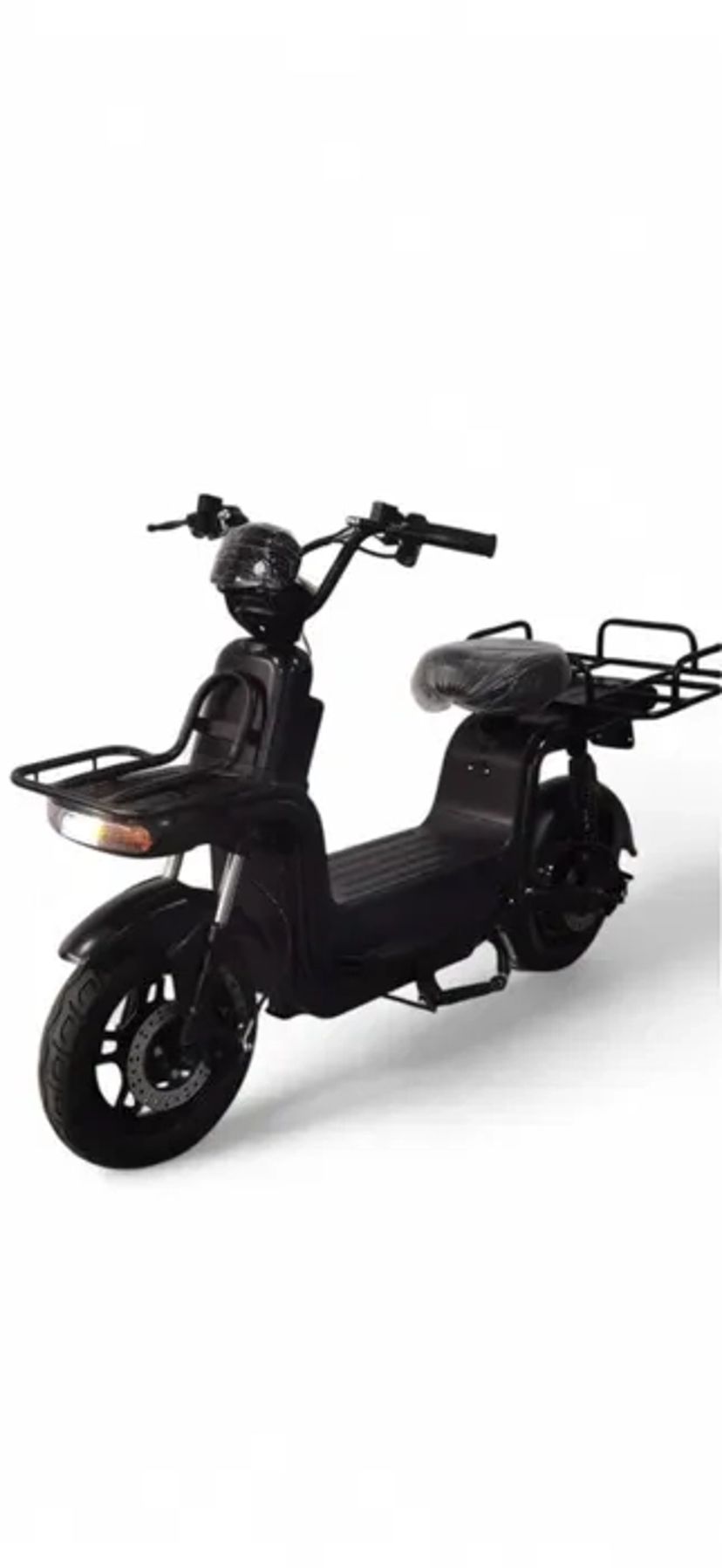 Електроскутера для доставки Glovo, Bolt