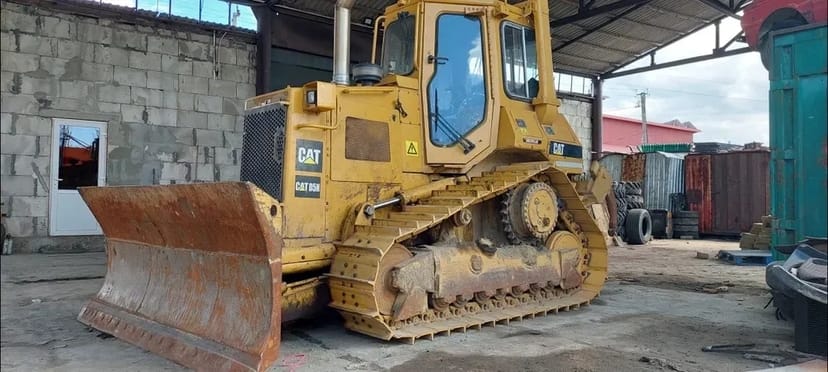 Бульдозер cat d4