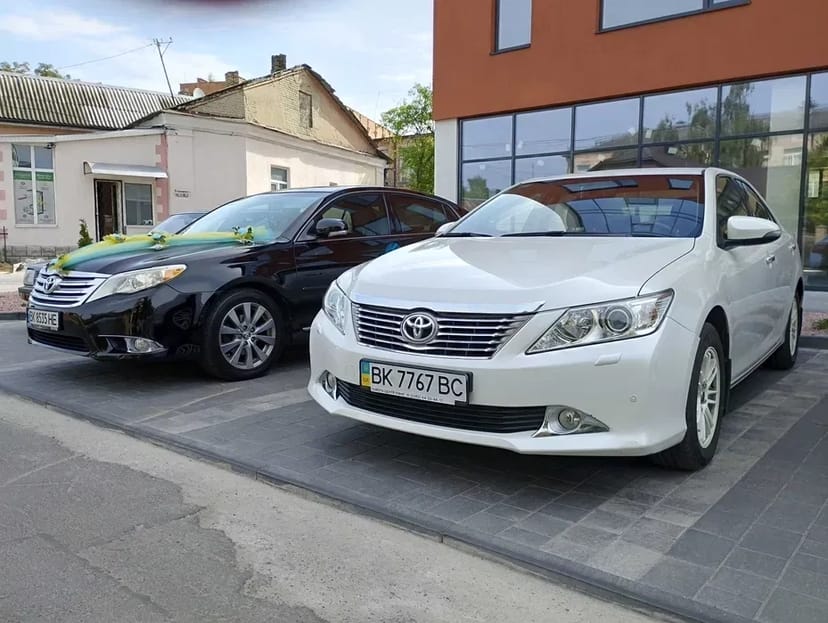 Авто на весілля