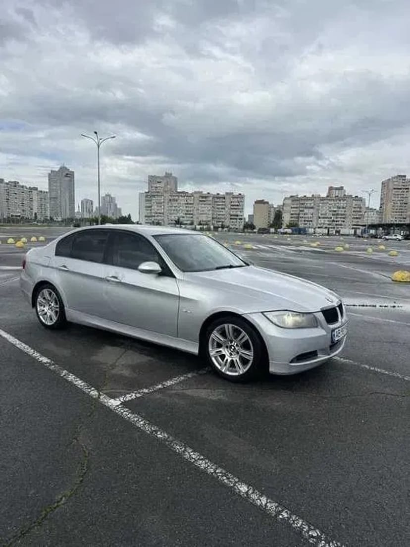 Фінансова Програма Користування BMW: Автомобіль Преміум Класу з Першим Щоденним Внеском лише від 400 Гривень.