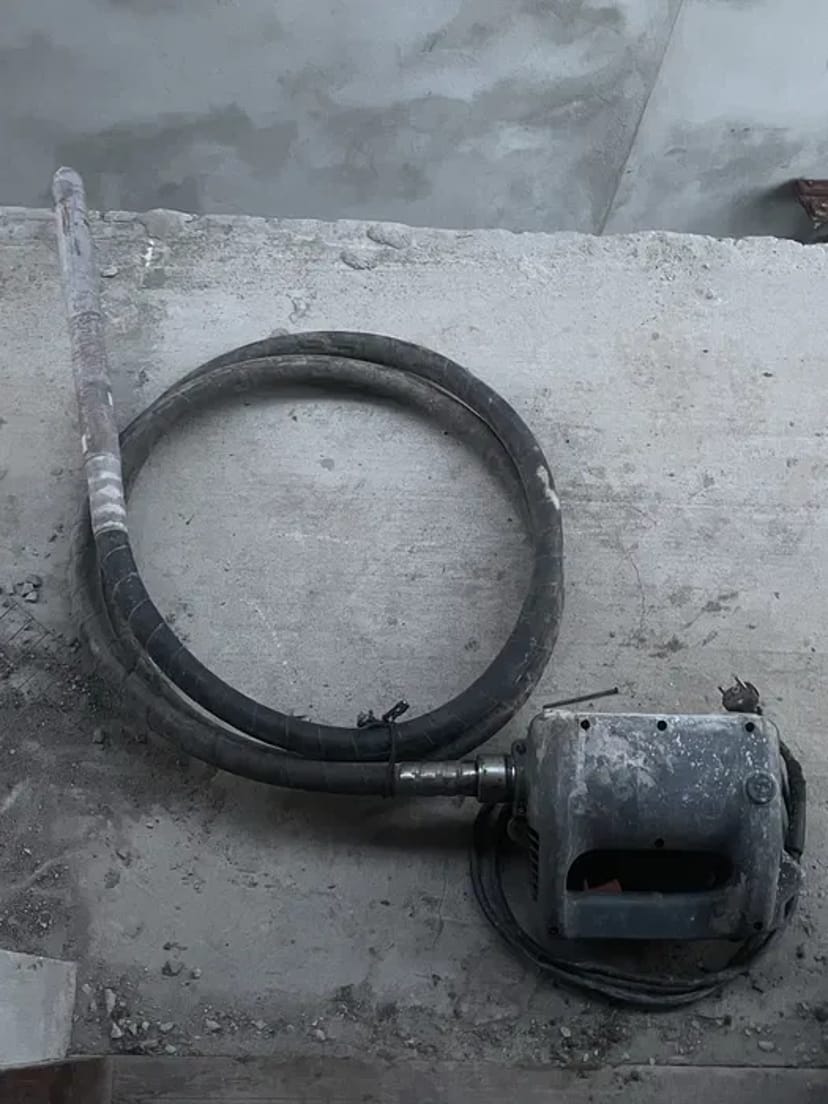 Вібратор для бетону