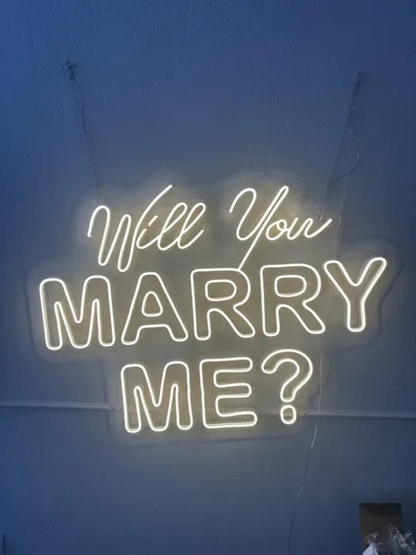 Надпис Will You Marry Me