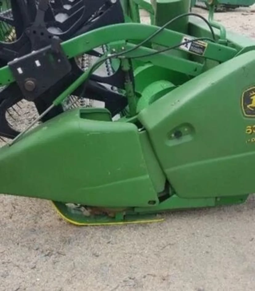 Зернова жниварка John Deere 630