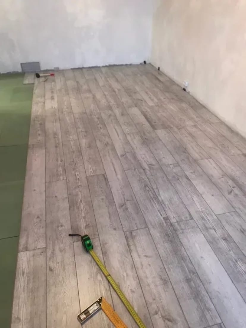 Укладка ламината, сварка, гипсокартон, плитка все строительные работы