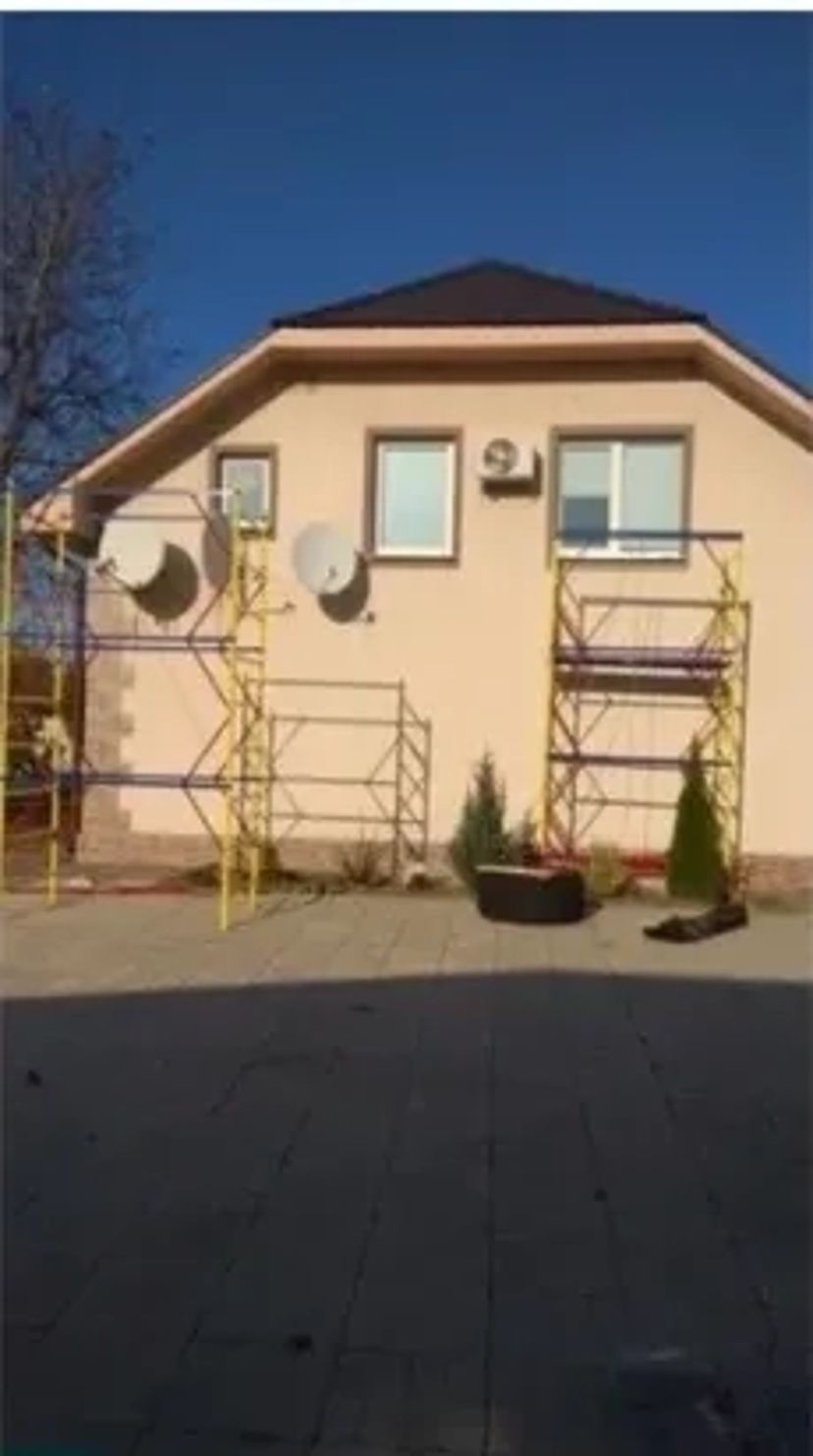 Ліси будівельні, легкі професійні.