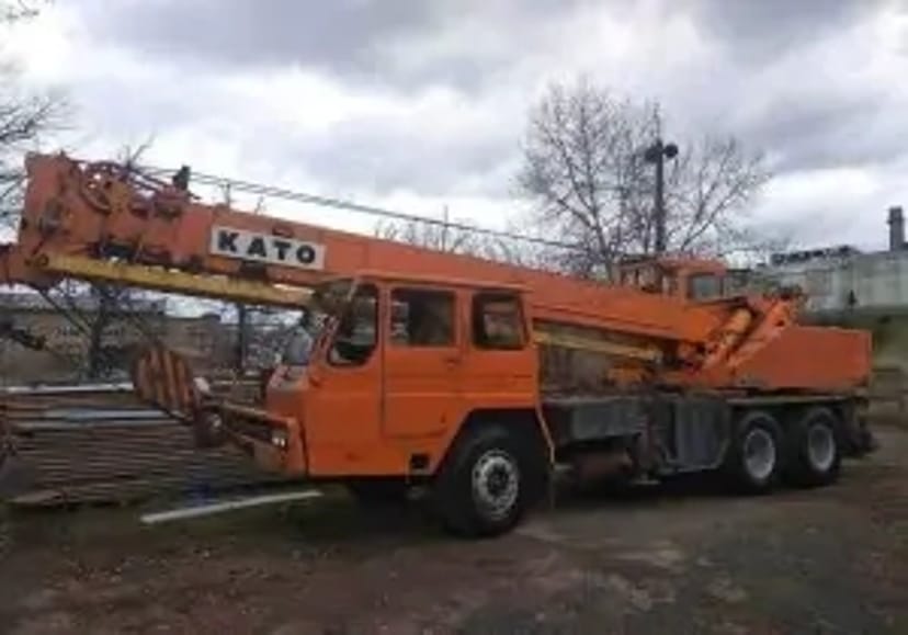 Кран Като 20 тонн