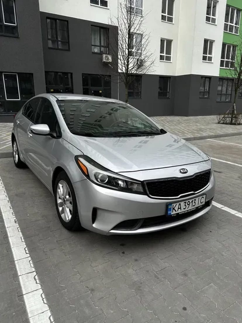 Авто KIA FORTE