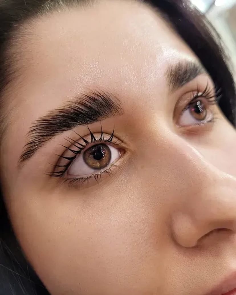 Ламінування вій / брів оформлення корекція