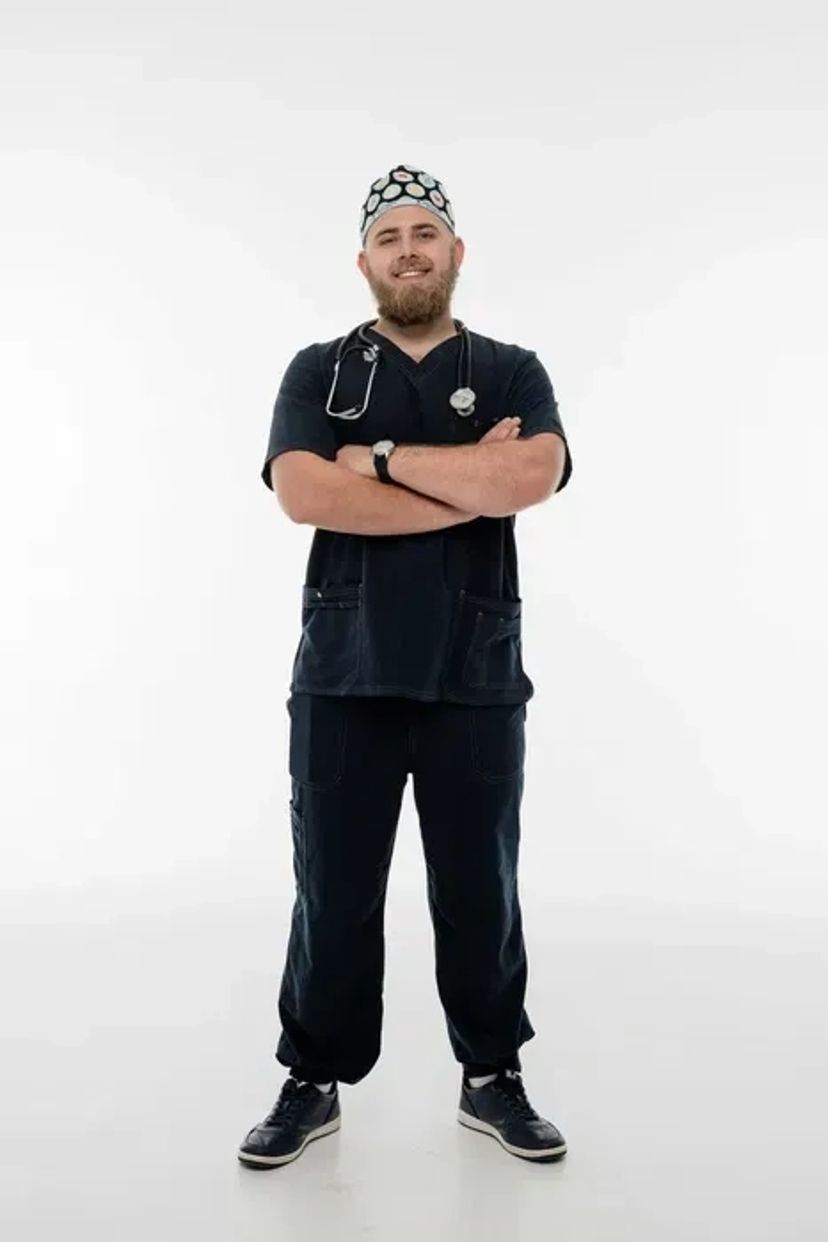 Масаж на дому (Виїзд). Професійні послуги з масажу та терапії.