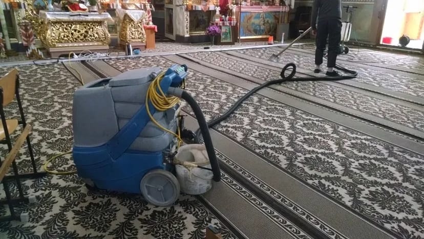 Ефективна Хімчистка Ковроліну на Дому з Гарантією Видалення Стійких Забруднень та Неприємних Запахів.