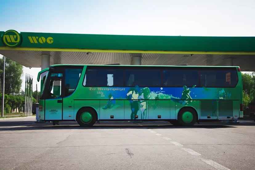 Автобус Setra 312 на 32 місця.