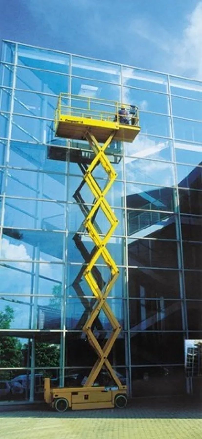 Підйомник ножичний акумуляторний Compact 12