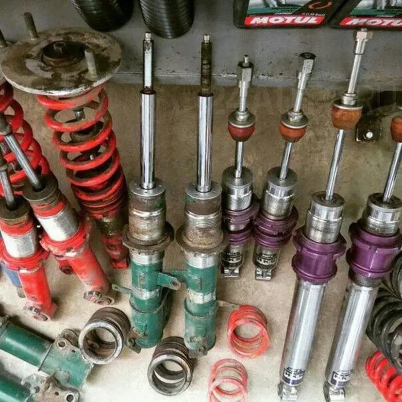 Ремонт амортизаторів стійок реставрація