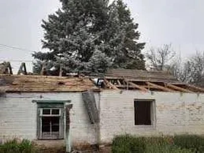 Демонтаж будинків сараю вивіз глини сміття погрущик бобкет ескаватор 15 грн.