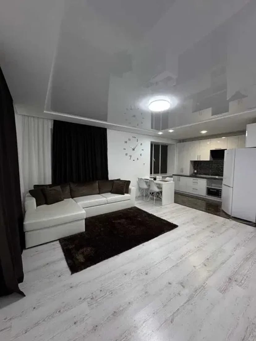 Чудова, 2кімнатна квартира масани.