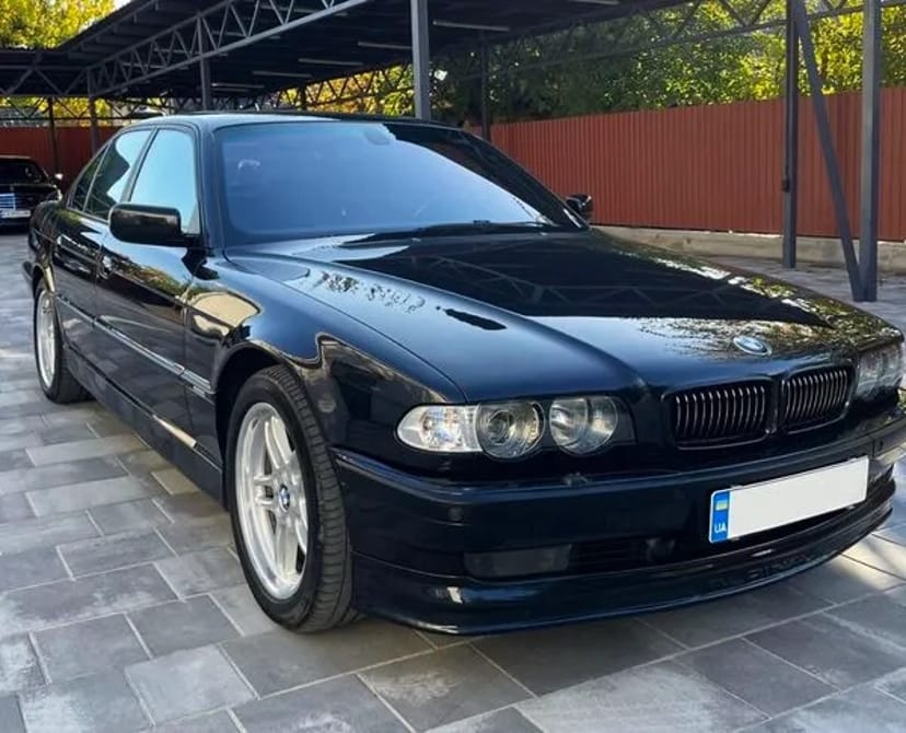 362 Авто BMW 750i E38 чорний 2001 року в Києві