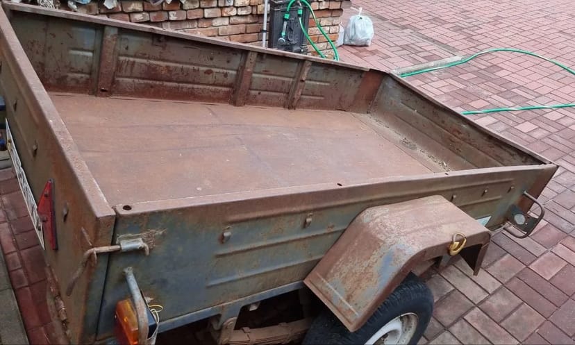 Причіп без тента