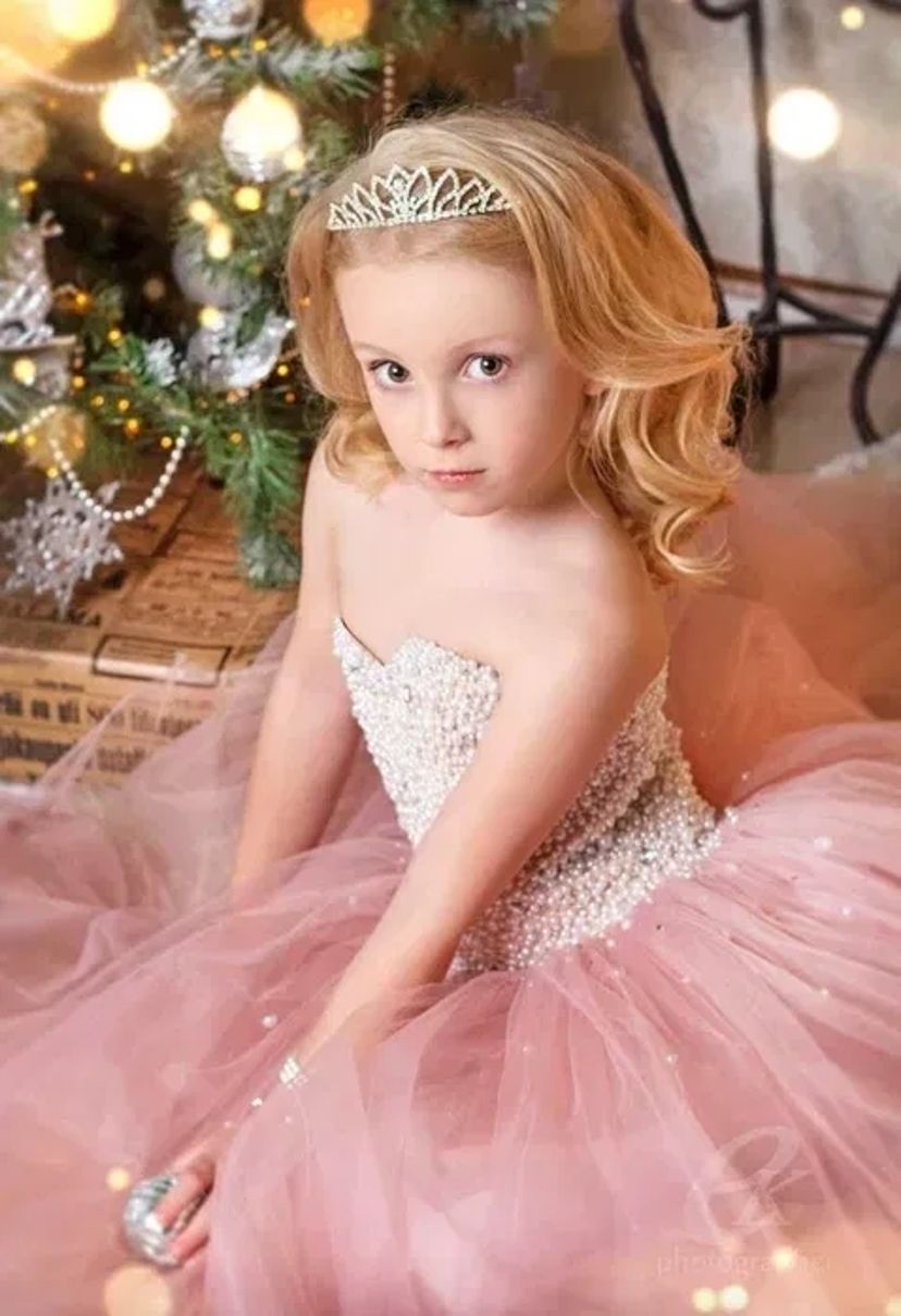 Дитячі сукні на випускний у садочку, випускний у школі 4 клас