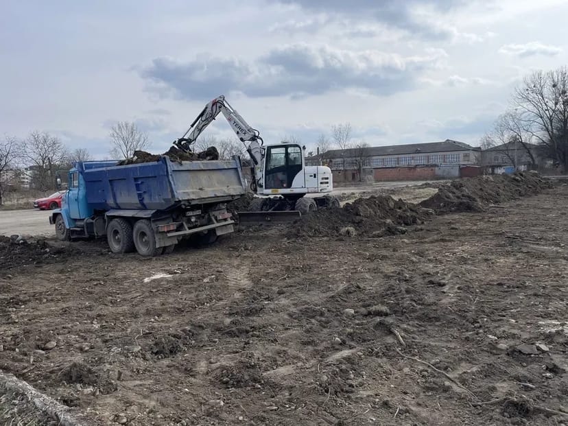 Колісний екскаватор