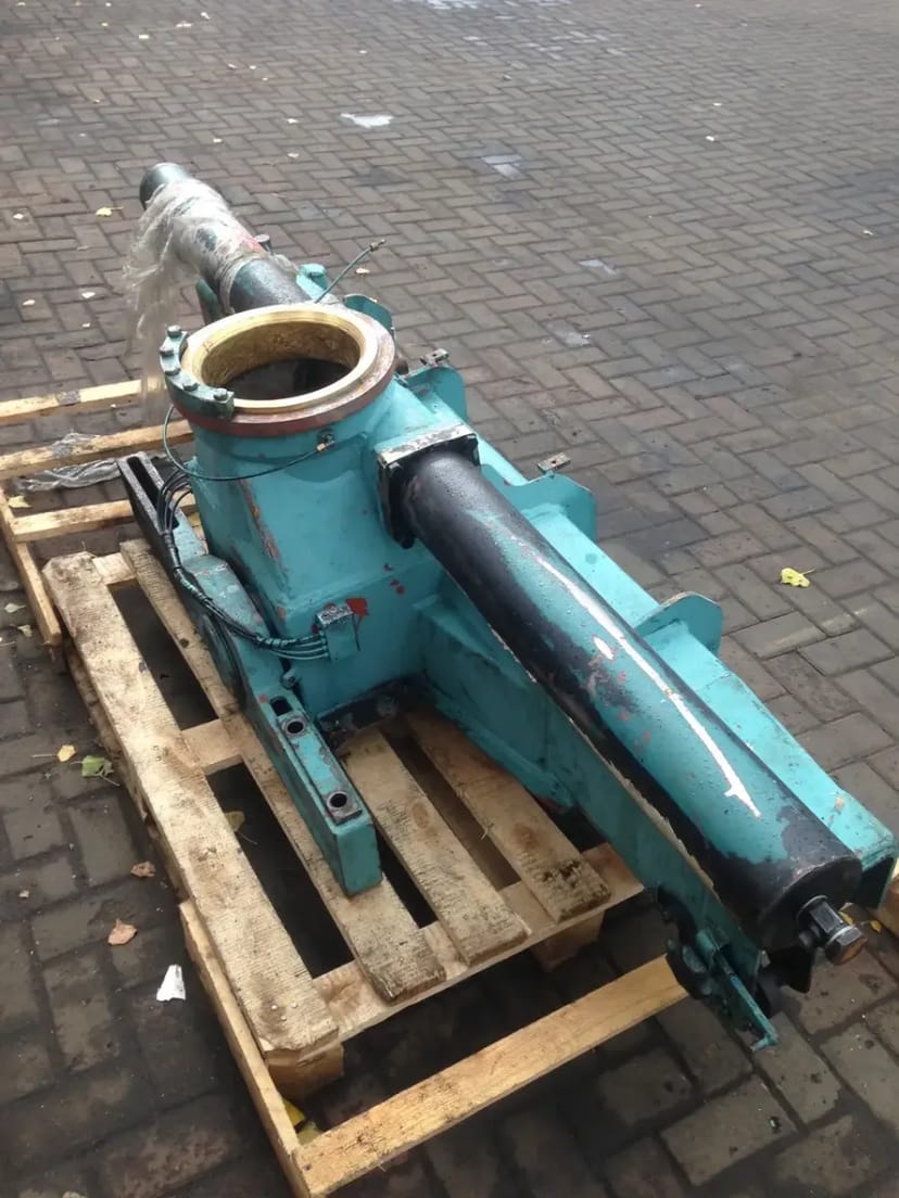 Встановлення колони та станини на КМУ