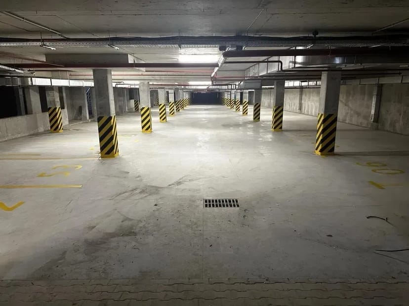 Комфортне паркомісце ЖК " Кворум"