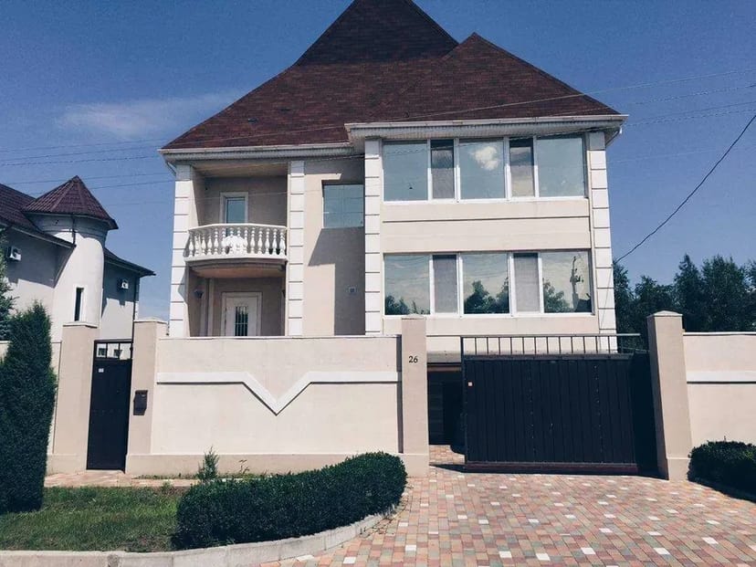 Будинок, окремий поверх