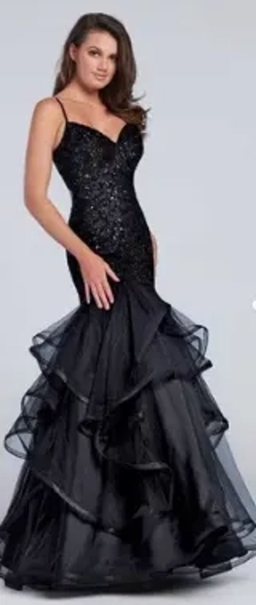 Сукня на фотосесію вечірку. Дуже шикарна