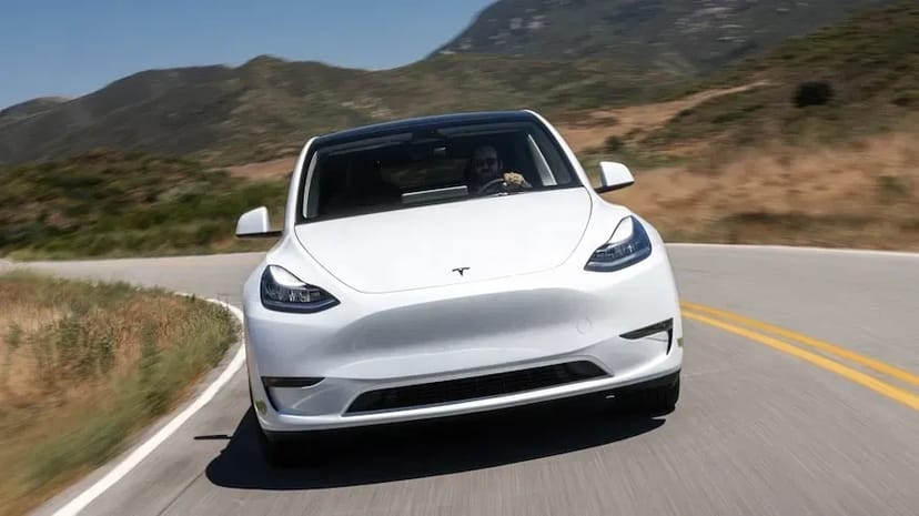 Авто на весілля! Продаж Tesla Y.