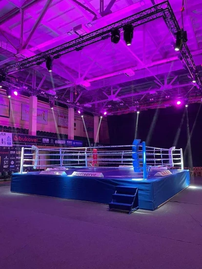 Сцени Подіуми Ферми Сценічні Конструкції