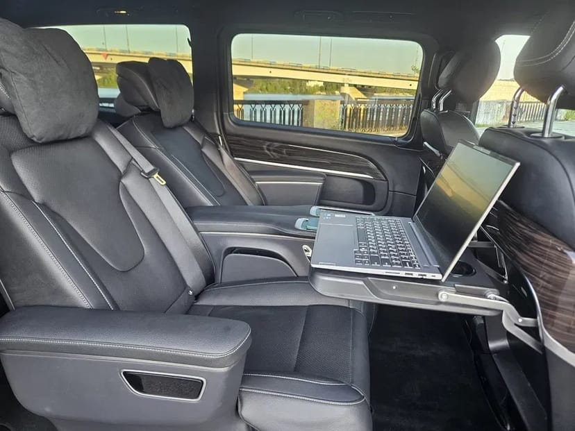 VIP lounge Трансфер Кишинів / Варшава / Краків/ Бухарест/ Вся Європа