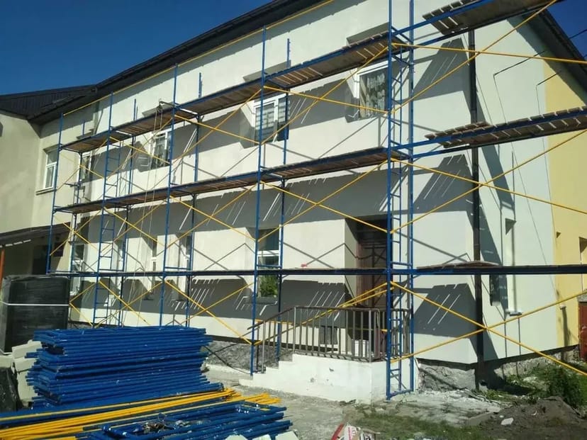 Фасадне риштування, Вишка тура