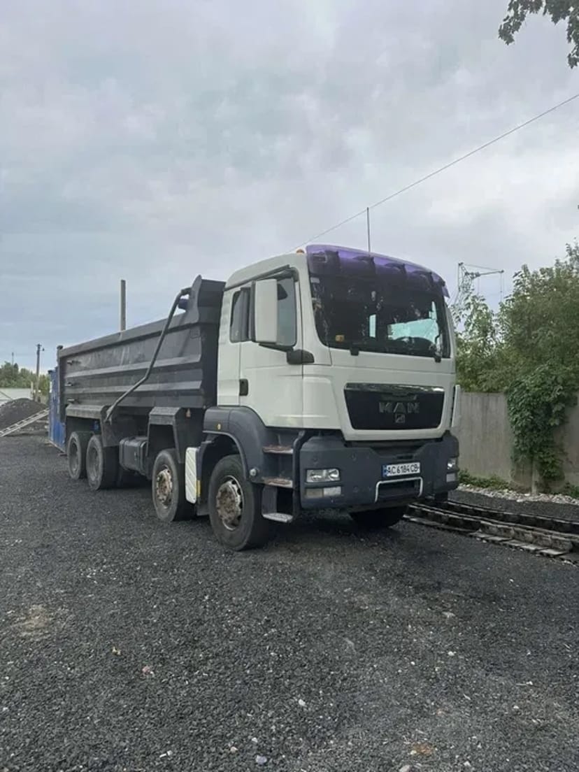 Самоскид /перевезення послуги 30 тон