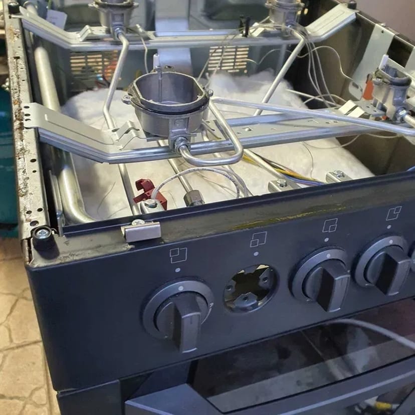 Ремонт газових плит та електричних духовок у Луцьку з виїздом до замовника