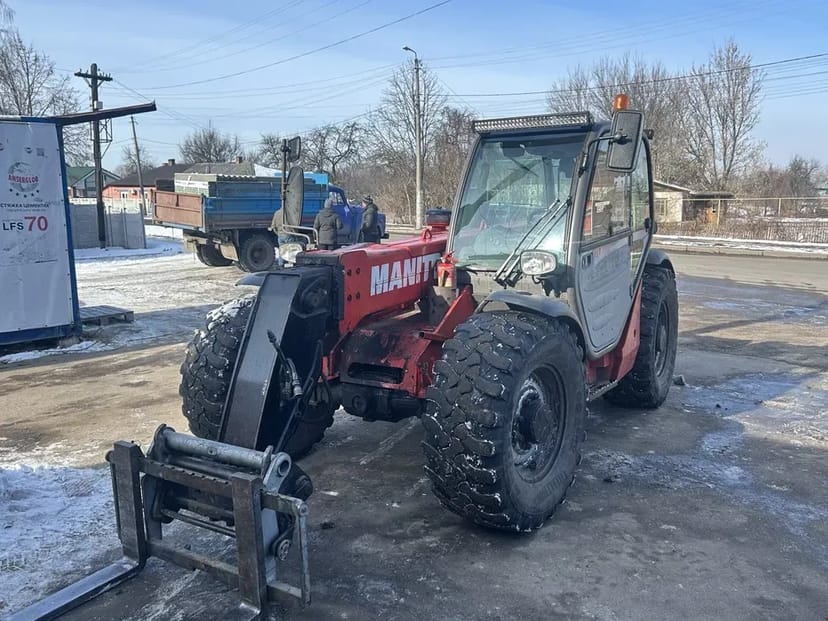 Послуги навантажувача Мена,Погрузчик, Перевезення, Будівництво, Монтаж