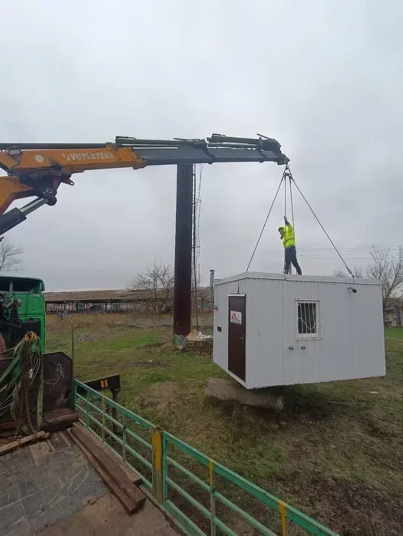 Професійні Послуги Маніпулятора — Ваш Вантаж під Контролем!