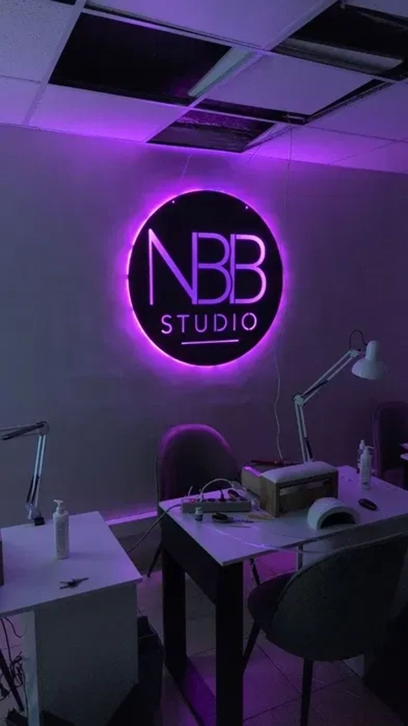 Курси манікюру, навчання від Топ майстра