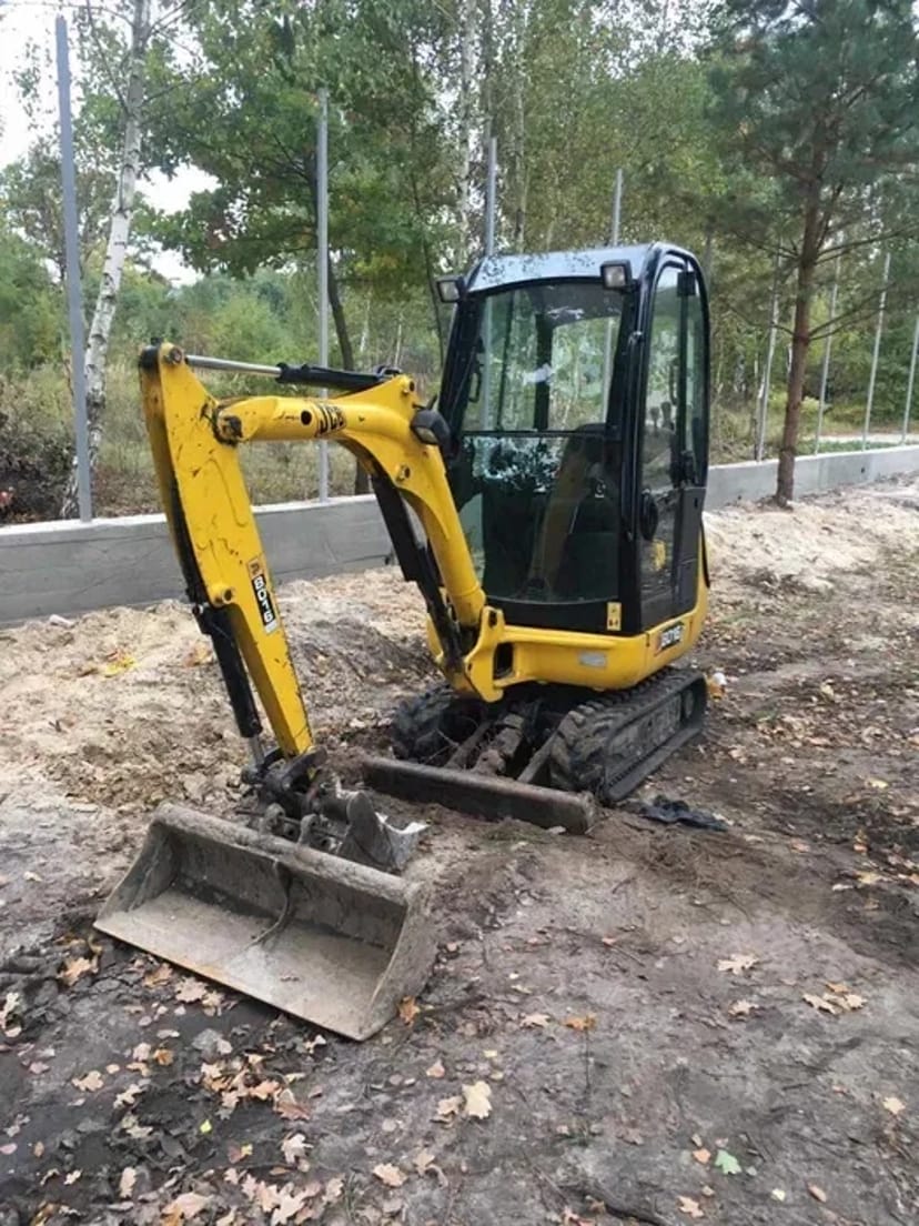 Міні екскаватор JCB 8016