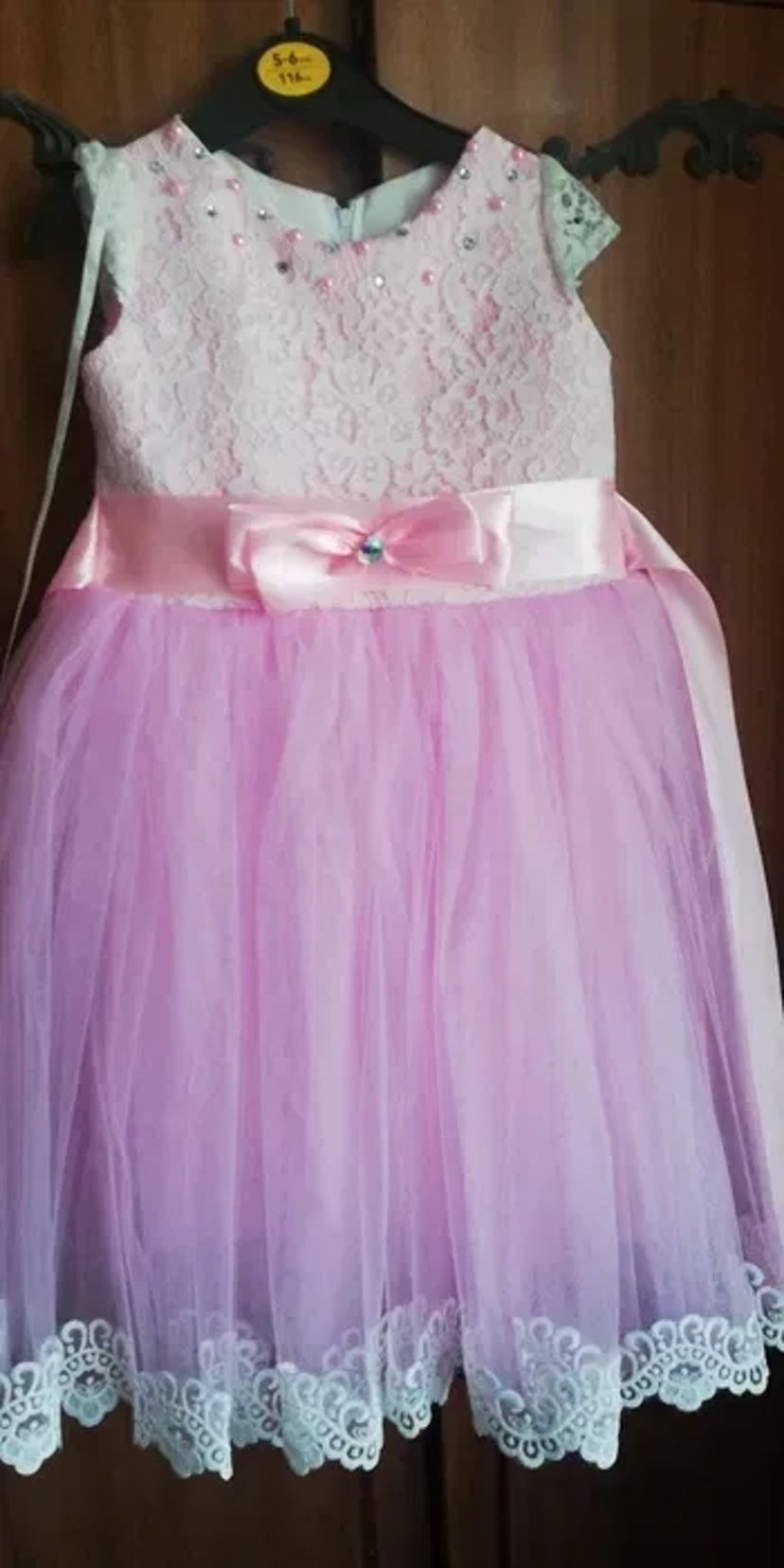 Шикарна сукня для Вашої принцеси