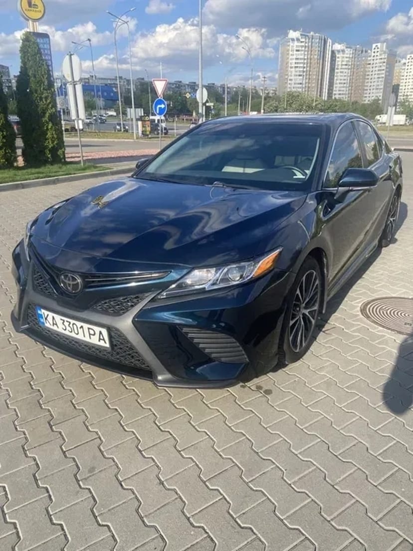 Тойота Камри 70