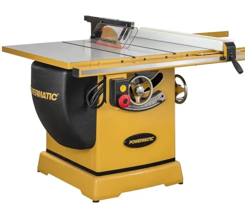 Обладнання столярної майстерні.