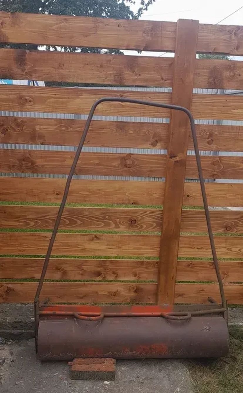 Ручний каток для вашого газону