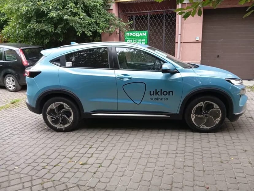 Електромобиль «Хонда».Для таксі «Уклон»,»Бізнес» клас.