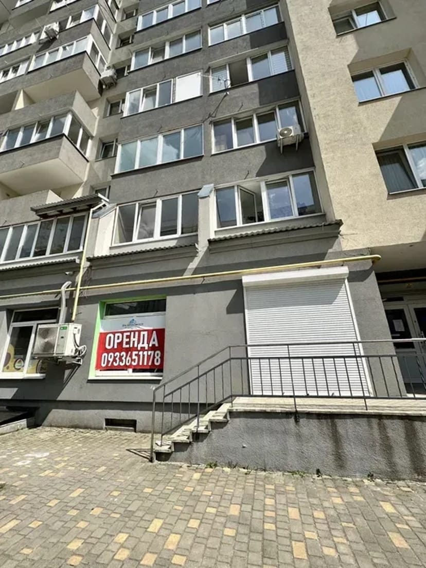 Фасадне комерційне приміщення 110 м² вул.Тернопільська, 21к