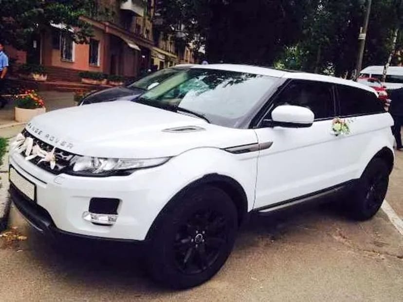 240 Позашляховик на весілля Range Rover Evoque Coupe