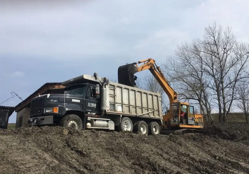     Екскаватор 