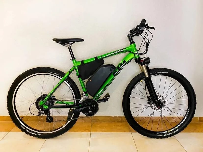 Електровелосипед вартість 1500 за тиждень.