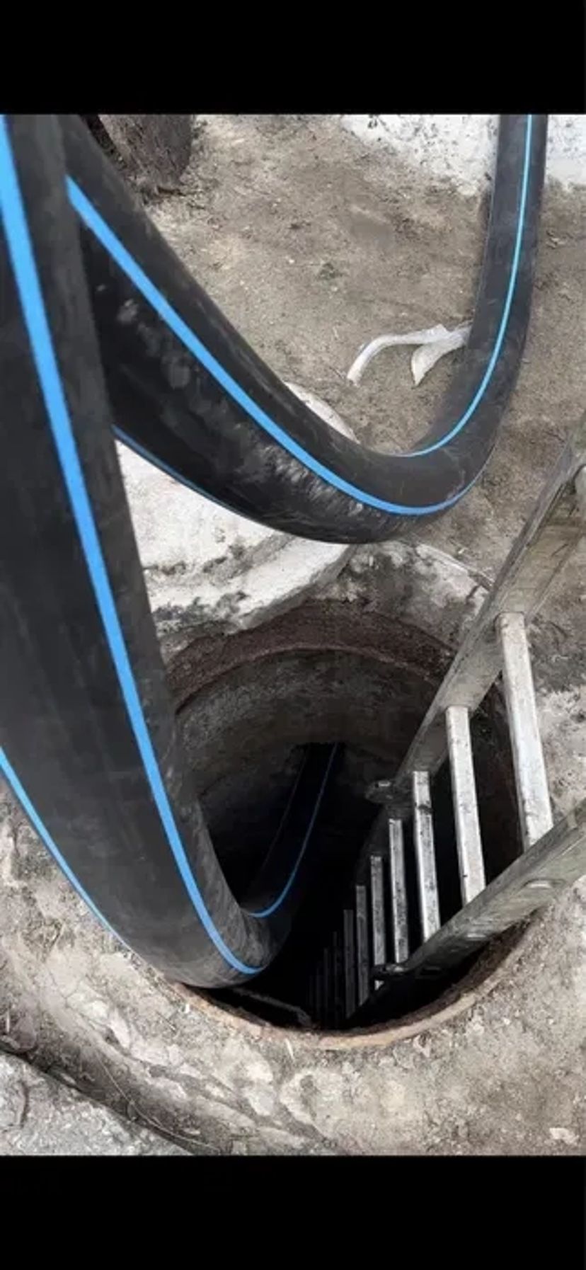 Заміна чавунного каналізаційного випуску