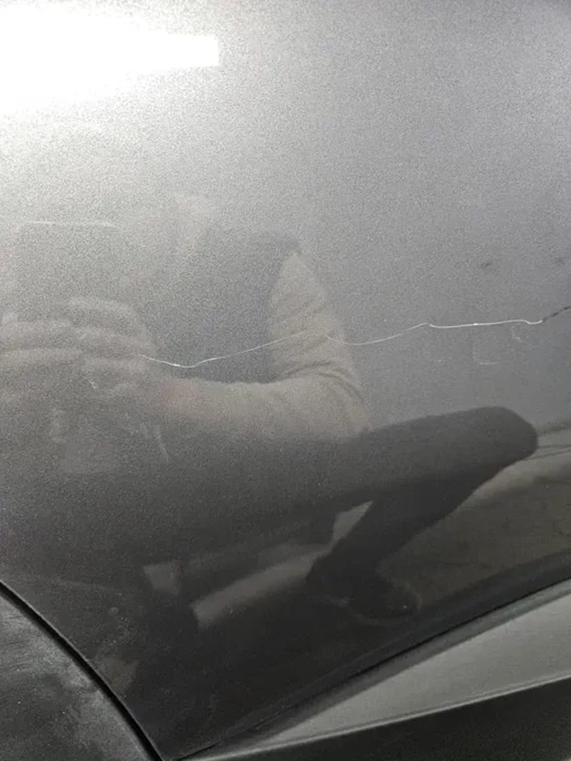 Точкове фарбування пошкоджених ділянок авто: ремонт сколів та глибоких подряпин